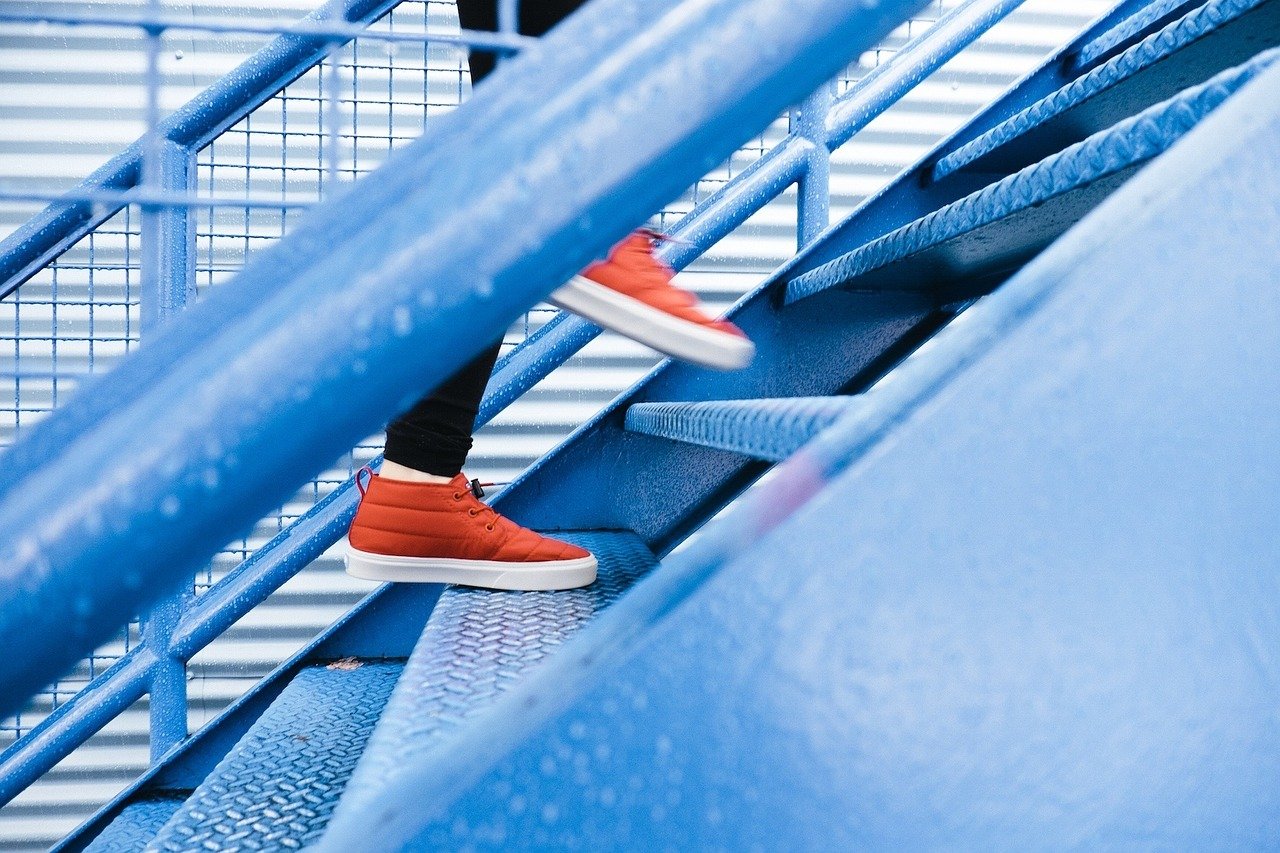 steps-1081909_12801
